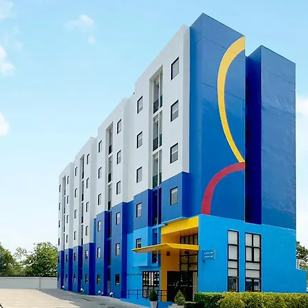 Hop Inn Kanchanaburi Building A-2
