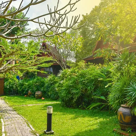 Sugar Hut Resort & Restaurant-2