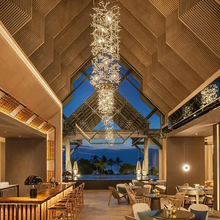 Le Meridien Khao Lak Resort & Spa-3
