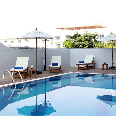 Louis Tavern Hotel-2