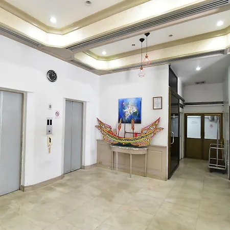 Thumrin Hotel-2