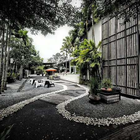 Paragon Inn-2