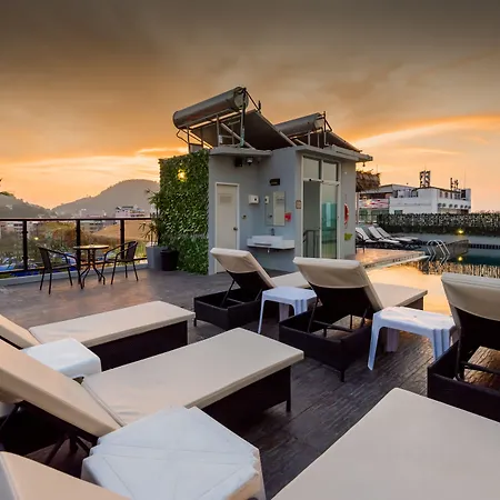 Hallo Patong Hotel - Rooftop Pool - Stunning Mountain Views & Otop Market-2