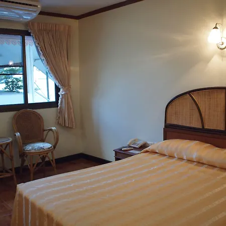 Roongruang Hotel-2