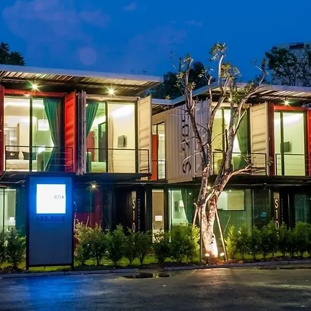 Sleepbox Chiangmai Hotel-3