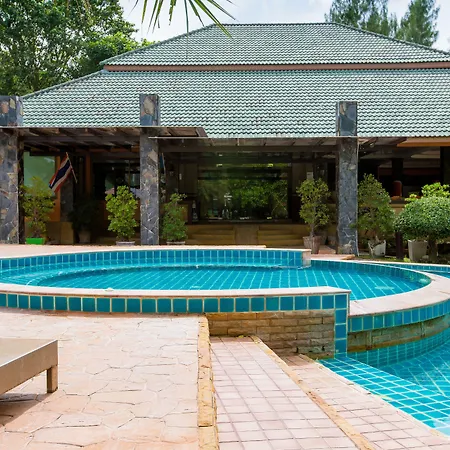 Phi Phi Andaman Beach Resort-2