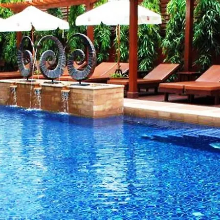 Rose Hotel-3