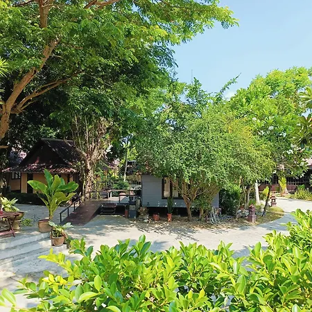Inrawadee Resort-2