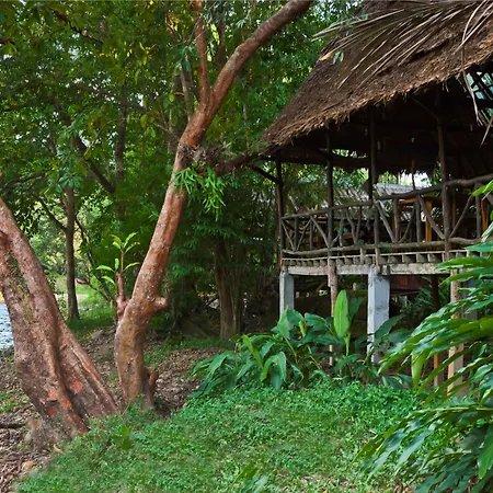 Khao Sok Riverside Cottage-2