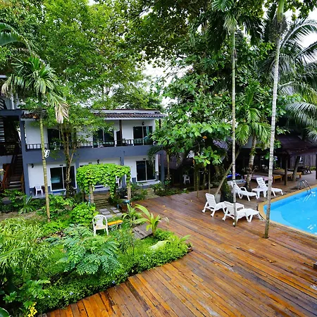 Apple Beachfront Resort-3