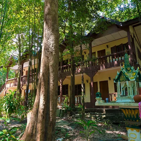 The Lost Resort-3