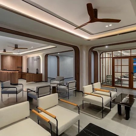 Panmanee Hotel-Newly Renovated-2