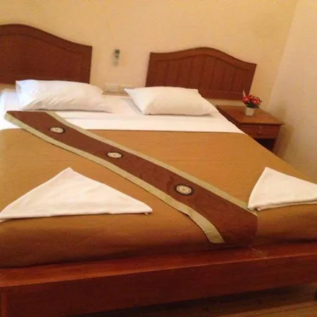 Chandee Guesthouse-2