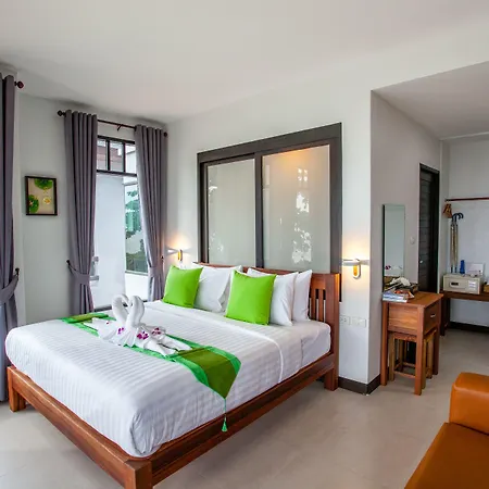 Lanta Corner Resort-3