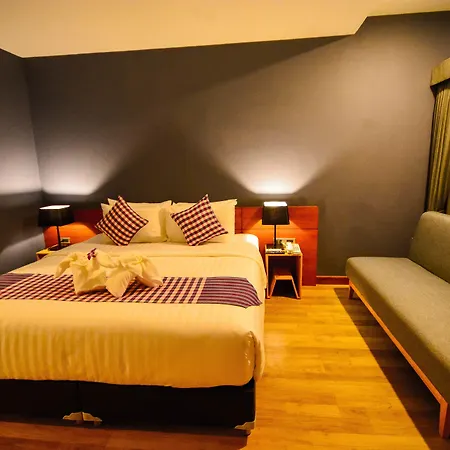 Comet Hotel Surat Thani-2