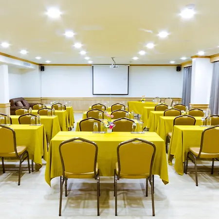 Airport Beach Hotel Phuket-3