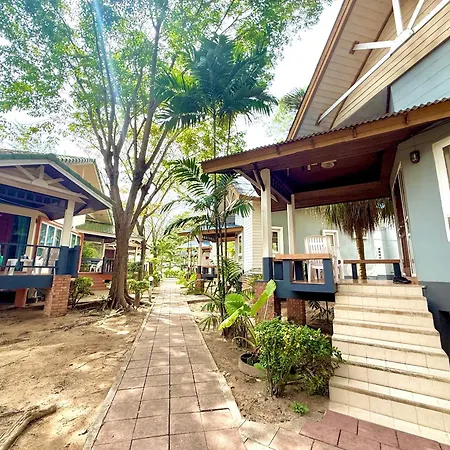 Lanta Palm Beach Resort , Beach Bungalow - Koh Lanta-2