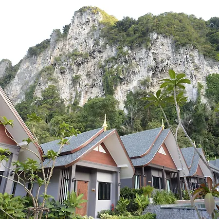 The Scene Cliff View Villas-3