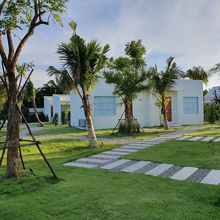 Meet Boutique Resort-2