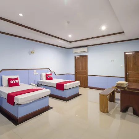Oyo 75334 Train Hotel-3