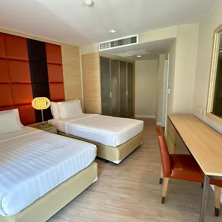 Urbana Langsuan Hotel-3