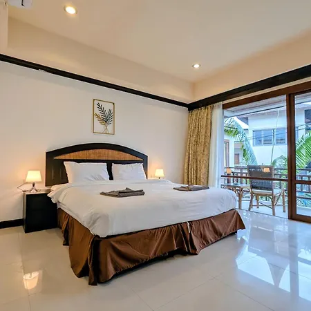 Summer Inn-2