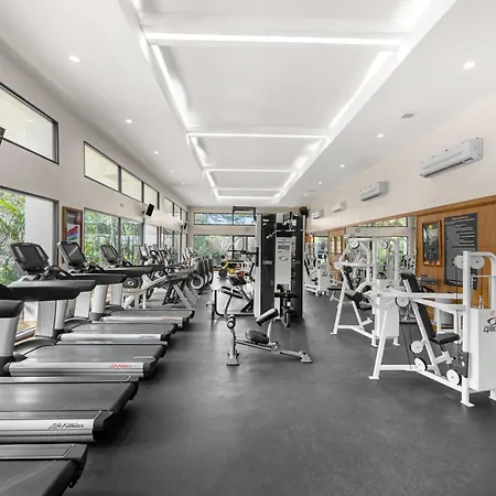 Royal Wing Suites & Spa Pattaya-3