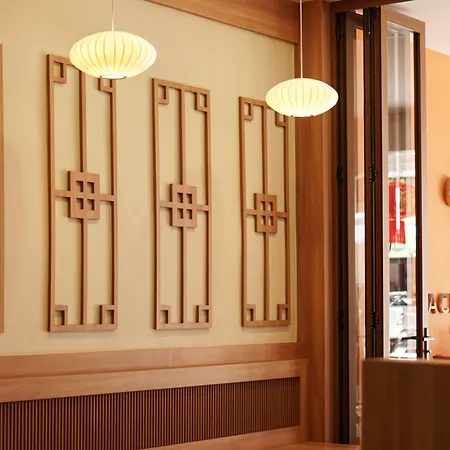 Jacky Chan Hotel-2