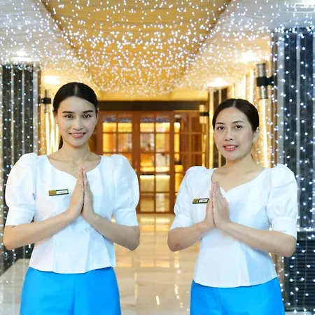 Clarian Hotel Beach Patong-3