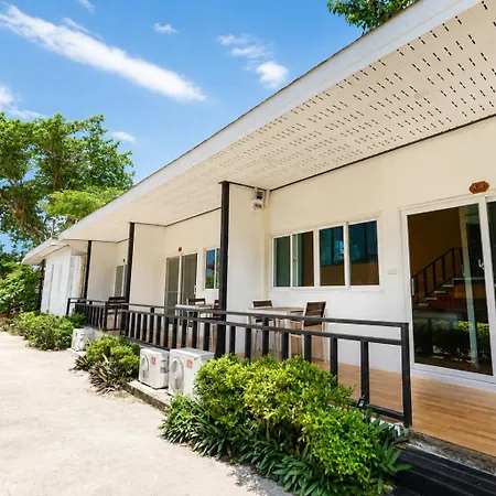 Phi Phi Long Beach Resort & Villa-3