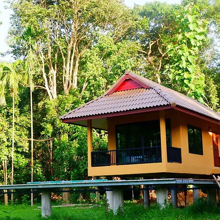 Art'S Riverview Lodge-3