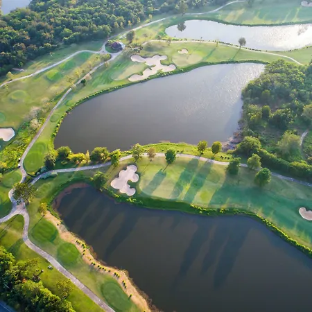 Springfield Village Golf & Spa-3