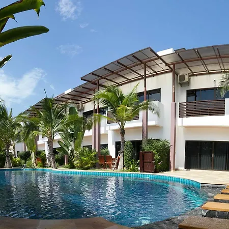 Oasis Garden & Pool Villa At Vip Resort-2