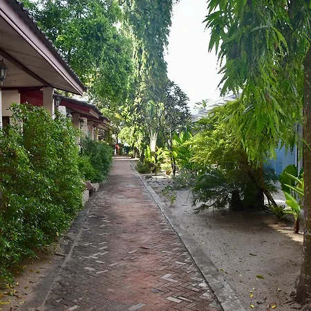 Magic Resort-3
