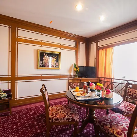 Diamond Plaza Hotel-3