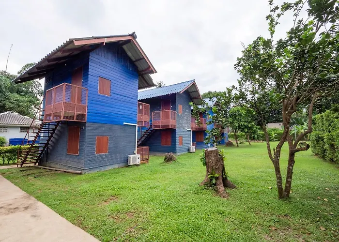 Oyo 75340 Klkl Hostel Koh Chang