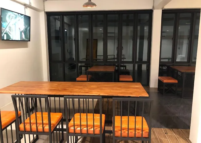 Richmond Nan Hotel