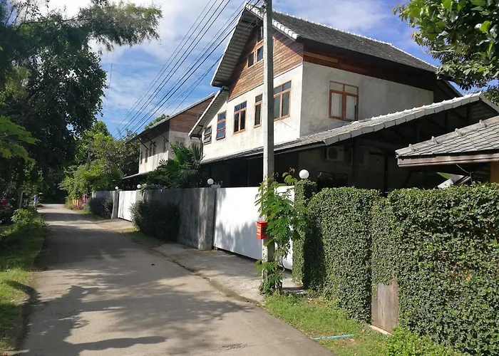 Ping Pool Villa 2