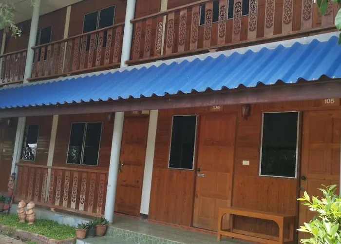 T & T Hostel Kanchanaburi