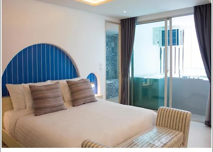Costa Village Bangsaray