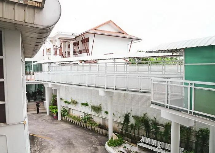 V Verve Service Apartment Hotel