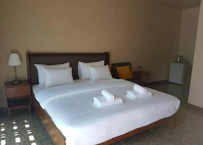 Mon-Dee Minihotel