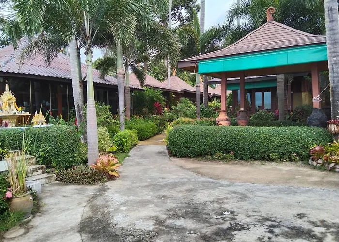 Lipa Bay Resort Lipa Noi