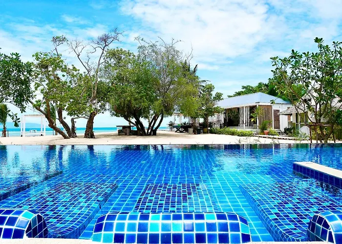 Sabaii Bay Resort Baan Tai