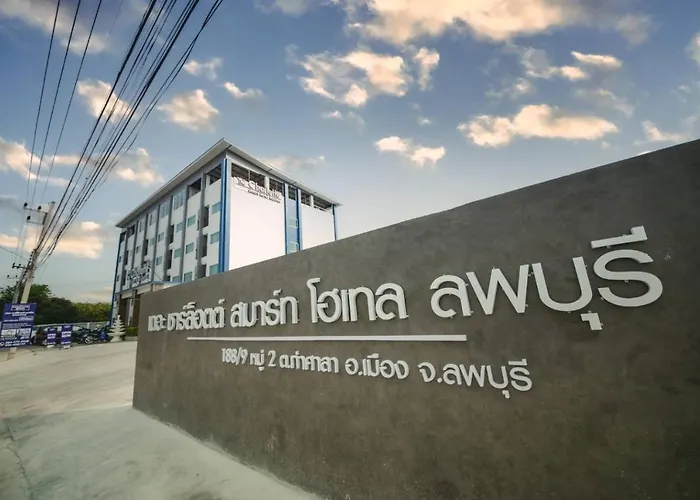 The Charlotte Smart Hotel Lopburi