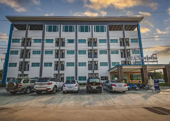 The Charlotte Smart Hotel Lopburi