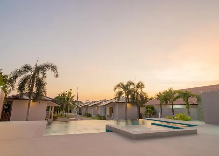 Akard Private Villas Sattahip