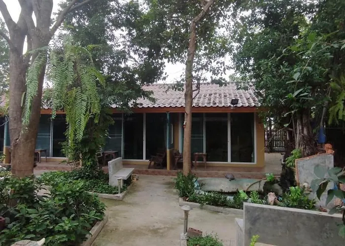 Q Zone Boutique House