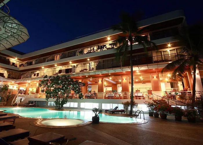 Samui First House Hotel