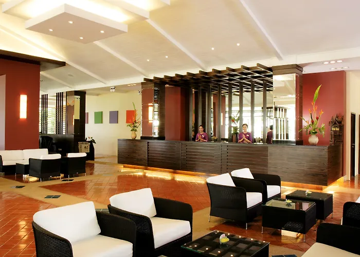 All Seasons Naiharn Phuket